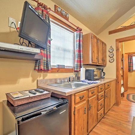 Branson Cabin With Deck Near Table Rock Lake! ภายนอก รูปภาพ