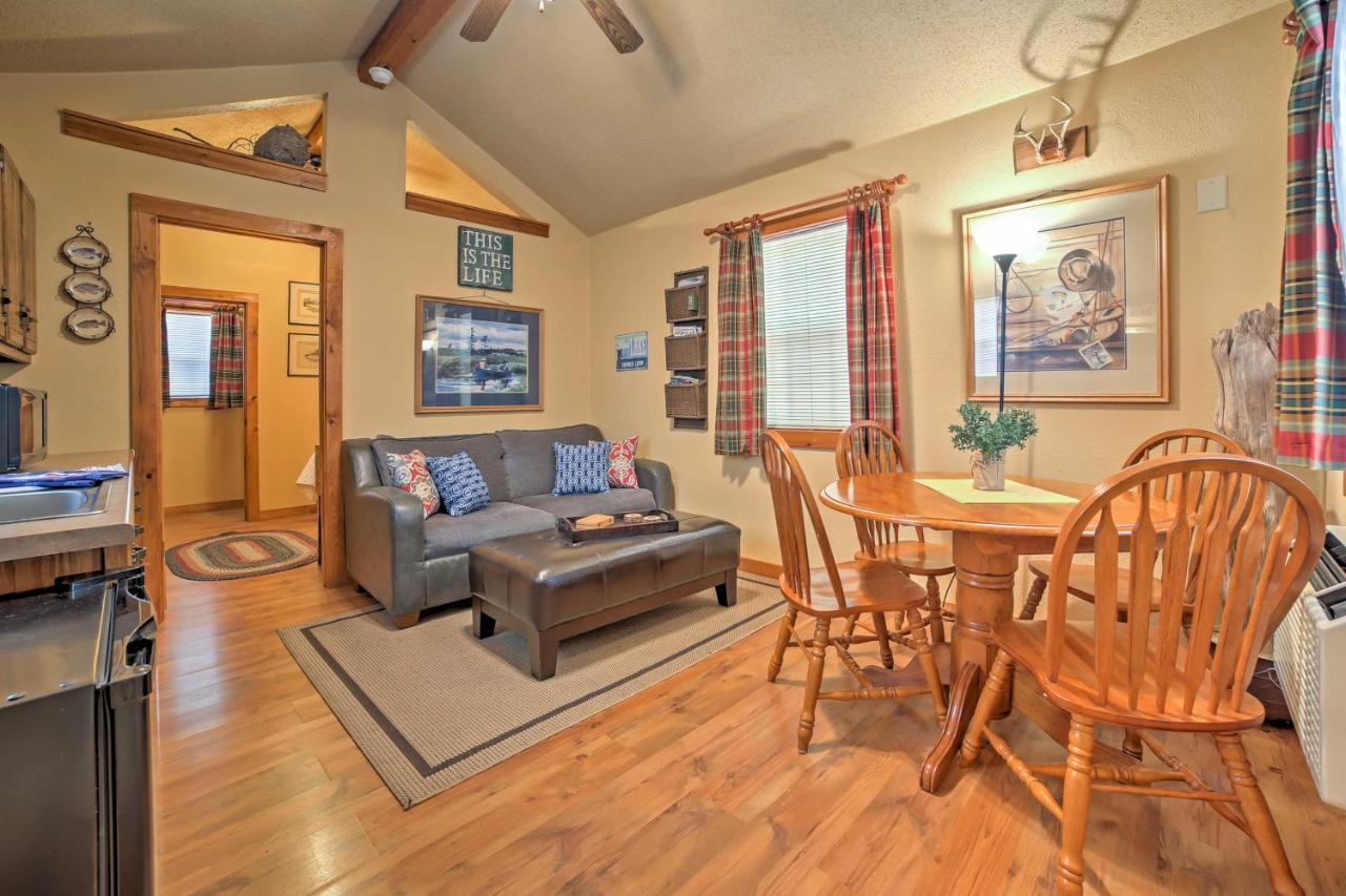 Branson Cabin With Deck Near Table Rock Lake! ภายนอก รูปภาพ