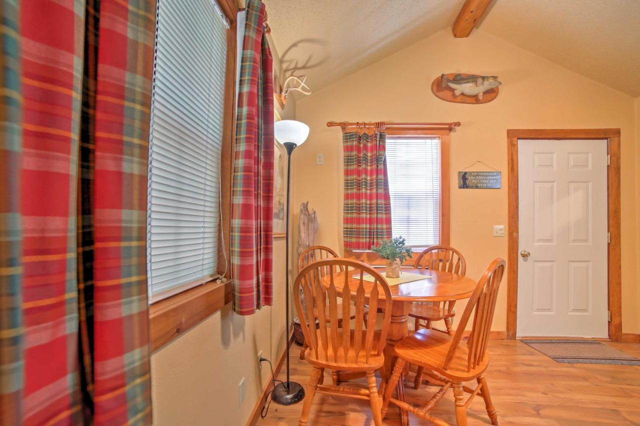 Branson Cabin With Deck Near Table Rock Lake! ภายนอก รูปภาพ