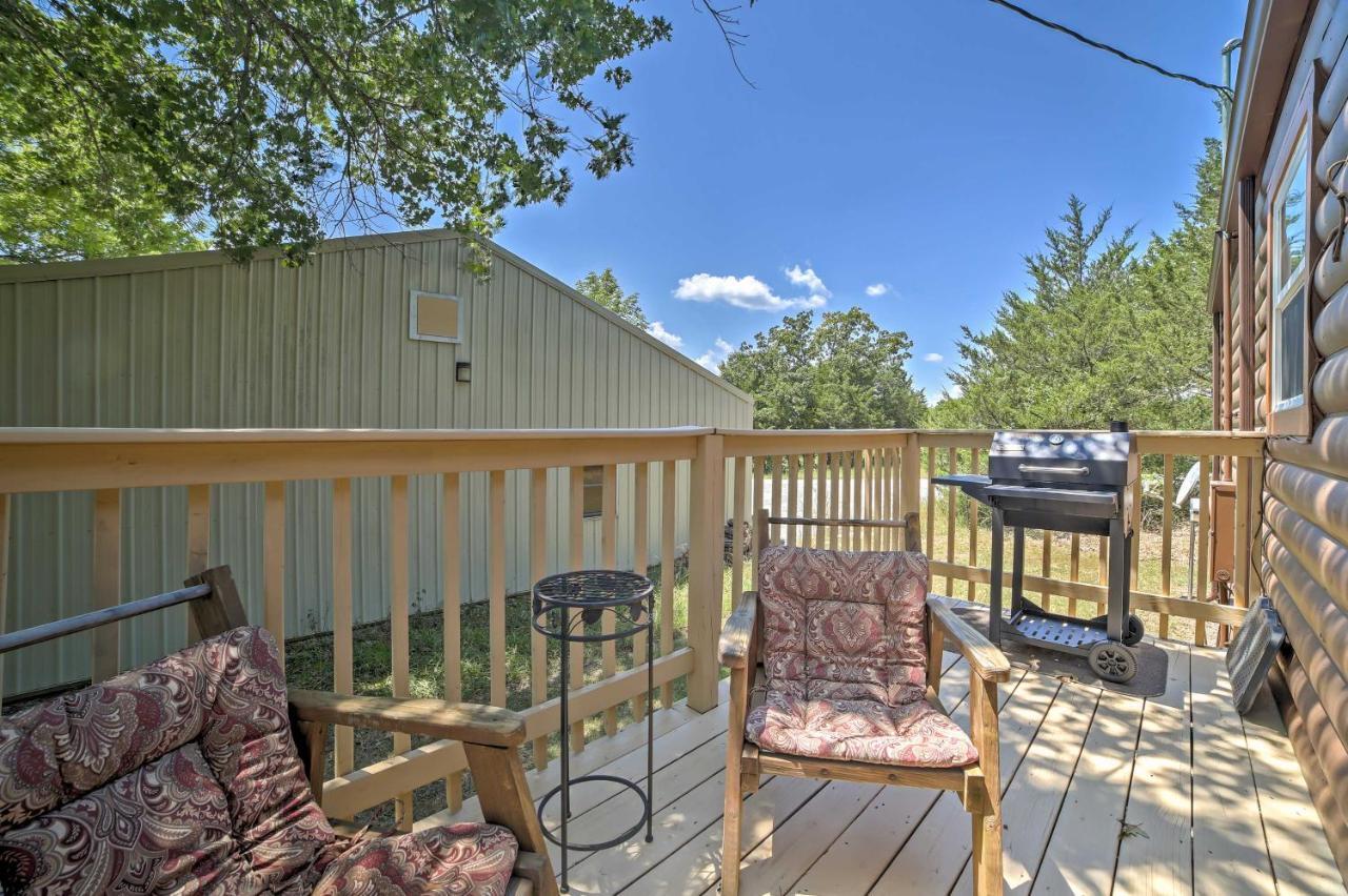 Branson Cabin With Deck Near Table Rock Lake! ภายนอก รูปภาพ