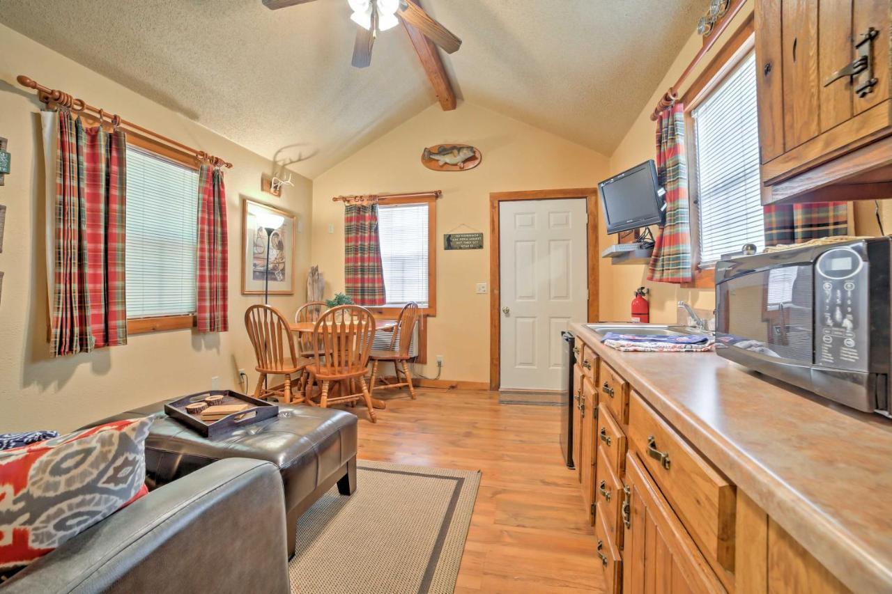 Branson Cabin With Deck Near Table Rock Lake! ภายนอก รูปภาพ